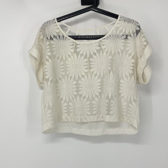 Mine sheer floral white crochet sunflower crop  top - Picture 3 of 12